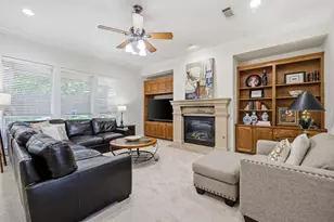 710 Knott Ct, Euless, TX 76039 - Photo 9