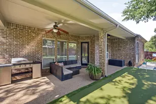 710 Knott Ct, Euless, TX 76039 - Photo 29