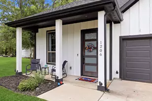 1206 Speedway St, Greenville, TX 75401 - Photo 3