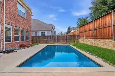 344 Birchwood Way, Irving, TX 75063 - Photo 31
