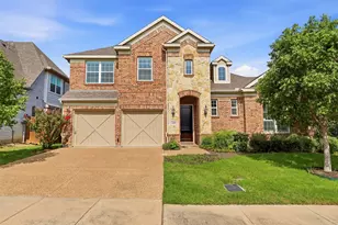 344 Birchwood Wy, Irving, TX 75063 - Photo 1