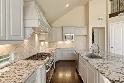 344 Birchwood Way, Irving, TX 75063 - Photo 11