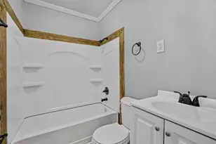 1009 Oak St, Bonham, TX 75418 - Photo 11
