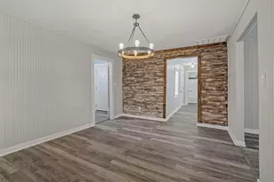 1009 Oak St, Bonham, TX 75418 - Photo 3