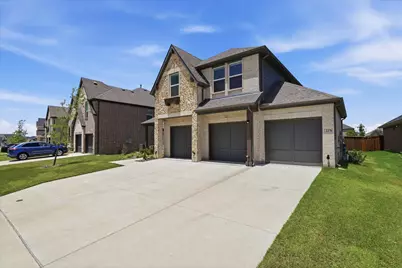 2276 Valencia Drive, Little Elm, TX 75068 - Photo 3