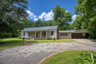 407 E Kolstad Street, Palestine, TX 75801 - Photo 1