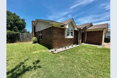 6209 Gayle Drive, North Richland Hills, TX 76180 - Photo 3