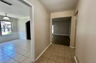6209 Gayle Dr, North Richland Hills, TX 76180 - Photo 5