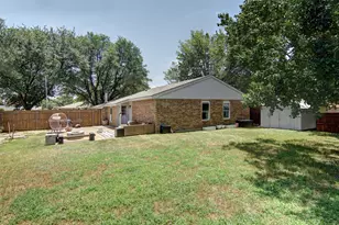 5100 Hawkins Cemetery Rd, Arlington, TX 76017 - Photo 27