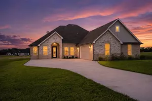 1052 Grison Cir, Corsicana, TX 75109 - Photo 1