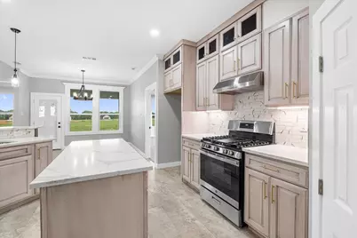 1052 Grison Circle, Corsicana, TX 75109 - Photo 13