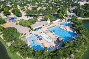 8813 Edinburgh Ln, Rowlett, TX 75089 - Photo 3
