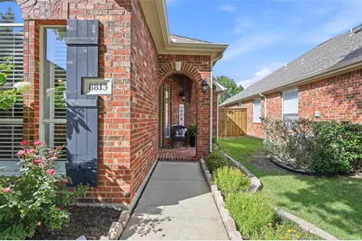 8813 Edinburgh Lane, Rowlett, TX 75089 - Photo 11