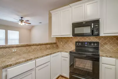719 Harness Trail, Granbury, TX 76049 - Photo 9