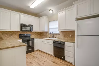 719 Harness Trail, Granbury, TX 76049 - Photo 7