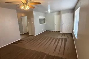 1714 Short St, Cleburne, TX 76033 - Photo 3