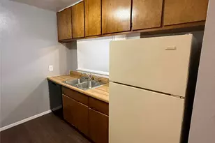 1714 Short St, Cleburne, TX 76033 - Photo 5