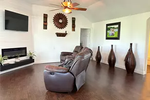 18270 County Road 4160, Frost, TX 76641 - Photo 11