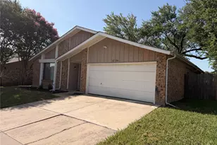 1206 Brook Hill Ln, Arlington, TX 76014 - Photo 3