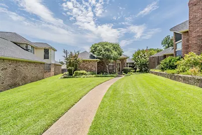 2520 Pecan Grove Court, Irving, TX 75060 - Photo 3