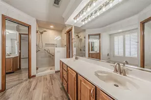 2520 Pecan Grove Ct, Irving, TX 75060 - Photo 11