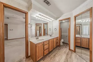 2520 Pecan Grove Ct, Irving, TX 75060 - Photo 13