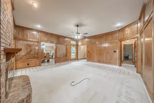 2520 Pecan Grove Ct, Irving, TX 75060 - Photo 9