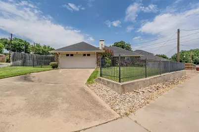 2520 Pecan Grove Court, Irving, TX 75060 - Photo 37