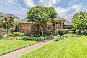 2520 Pecan Grove Ct, Irving, TX 75060 - Photo 1
