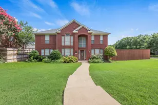 724 Pine Lakes Dr, Plano, TX 75025 - Photo 1