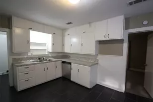 1415 W Crawford St, Denison, TX 75020 - Photo 11