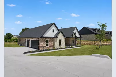 328 Slimp Bluff Avenue, Azle, TX 76020 - Photo 3