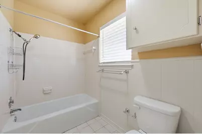2506 Glen Court, Irving, TX 75062 - Photo 13
