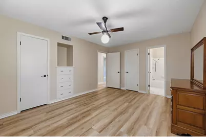 2506 Glen Court, Irving, TX 75062 - Photo 15