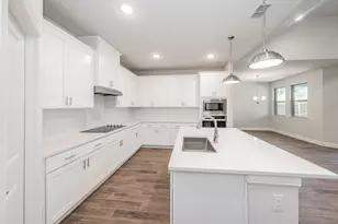 241 Gardenia Dr, Azle, TX 76020 - Photo 9