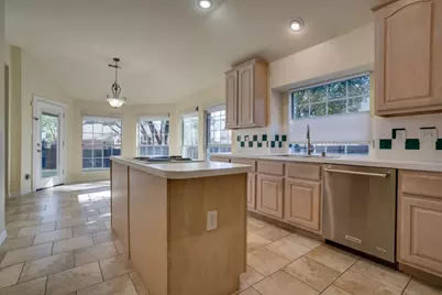 2724 Lakehollow Lane, Flower Mound, TX 75028 - Photo 9
