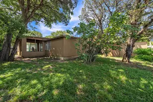 190 Crowfoot Ln, Whitney, TX 76692 - Photo 7