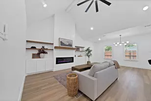 1021 E Richmond Ave, Fort Worth, TX 76104 - Photo 11