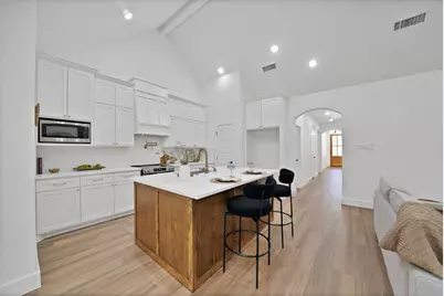 1021 E Richmond Avenue, Fort Worth, TX 76104 - Photo 5