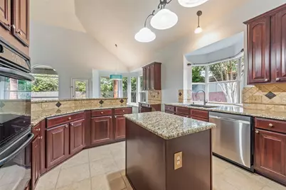 7921 Stansfield Drive, Fort Worth, TX 76137 - Photo 15