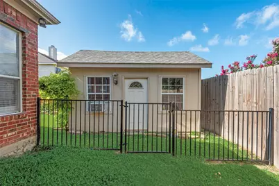7921 Stansfield Drive, Fort Worth, TX 76137 - Photo 33