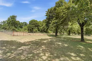 714 Hcr 1248, Whitney, TX 76692 - Photo 31