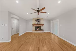 5429 Enderly Pl, Dallas, TX 75227 - Photo 5