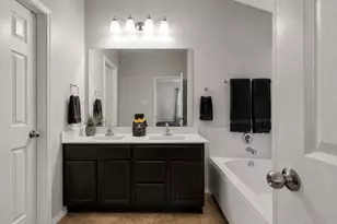 3000 Skinner Dr, Waco, TX 76655 - Photo 9