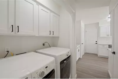 2100 Mistymeadow Court, Carrollton, TX 75006 - Photo 23