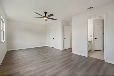 2100 Mistymeadow Court, Carrollton, TX 75006 - Photo 15
