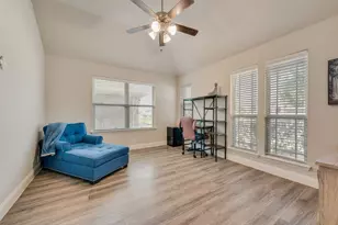 102 Cimmaron Ct, Alvarado, TX 76009 - Photo 9