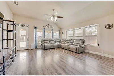 102 Cimmaron Court, Alvarado, TX 76009 - Photo 5