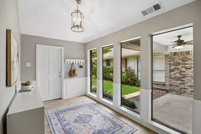 7010 Claybrook Drive, Dallas, TX 75231 - Photo 27