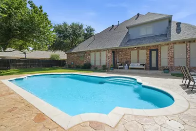 8221 Thornhill Drive, North Richland Hills, TX 76182 - Photo 37